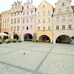 Everysky - Plac Ratuszowy 51 아파트 *