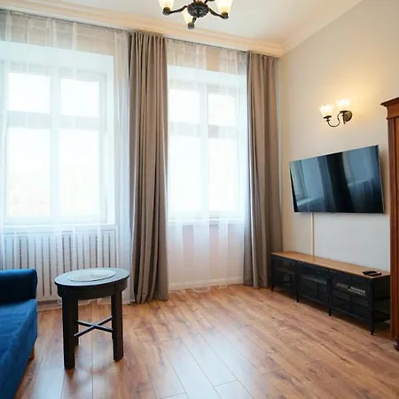 Everysky - Plac Ratuszowy 51