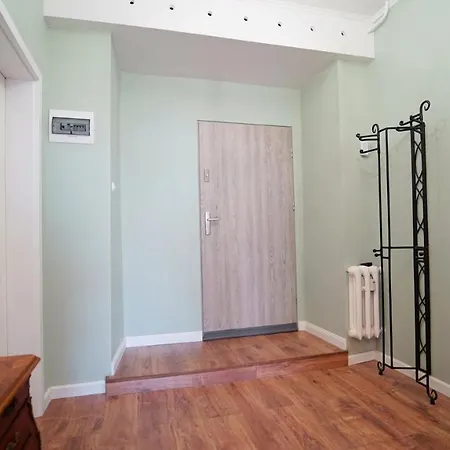 Everysky - Plac Ratuszowy 51 Еленя-Гура