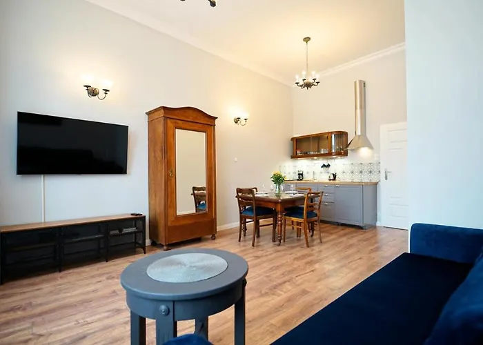 Everysky - Plac Ratuszowy 51